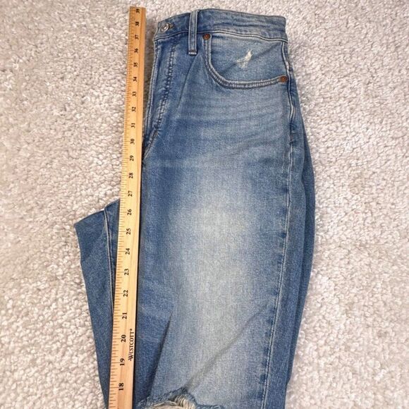 Madewell The Curvy Perfect Vintage Jean Denman Was Ripped Edition - Picture 10 of 13